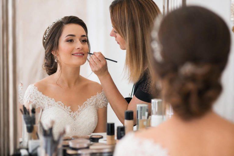 Maquillage de mariage : conseils pour un look parfait le jour j